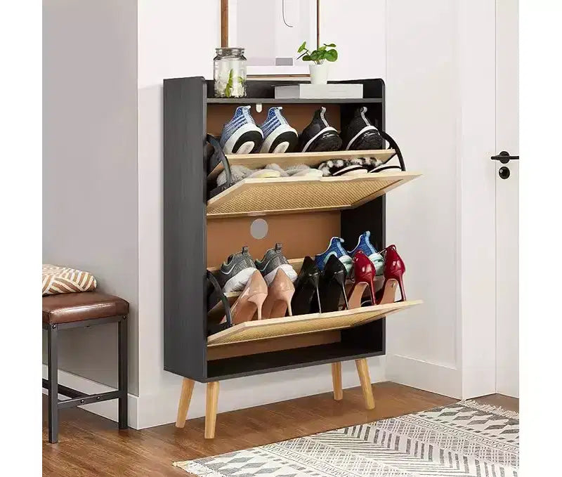 Meuble à chaussures dissimulé, tiroir basculant en rotin et dispositif anti-basculement